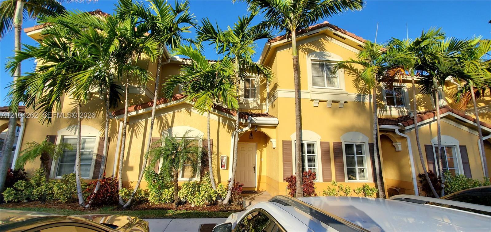 8432 NW 107 ct # 35, Doral FL 33178