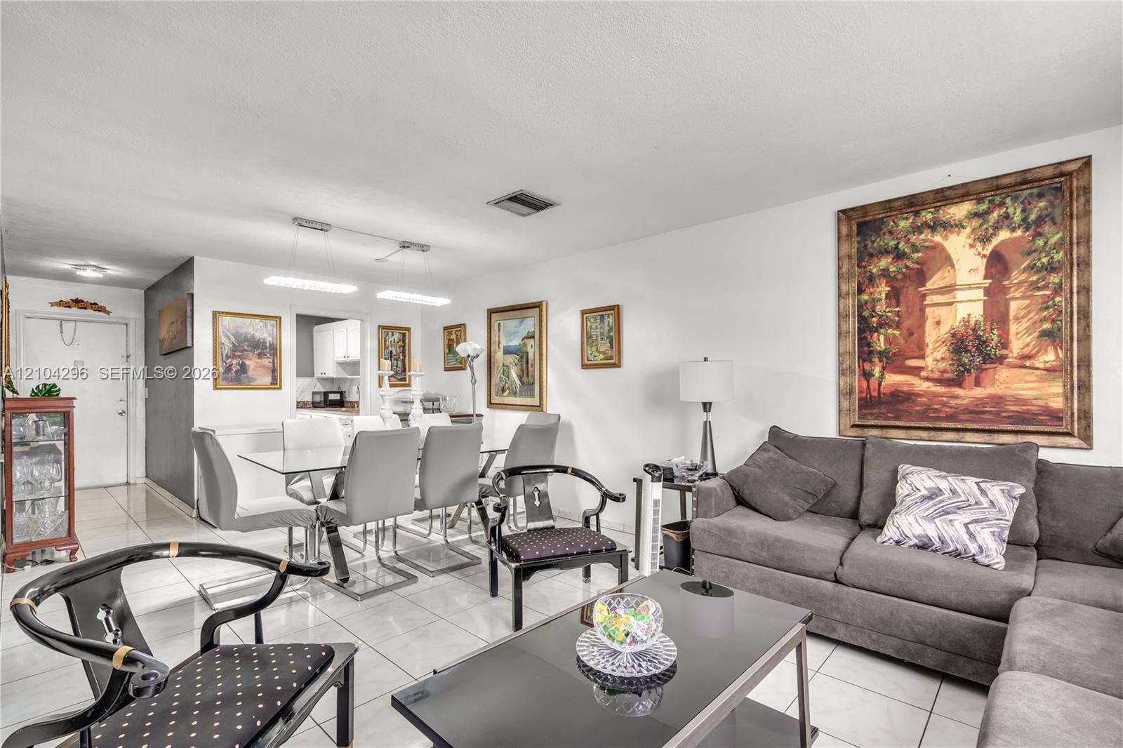 515 S Crescent Dr # 107, Hollywood FL 33021