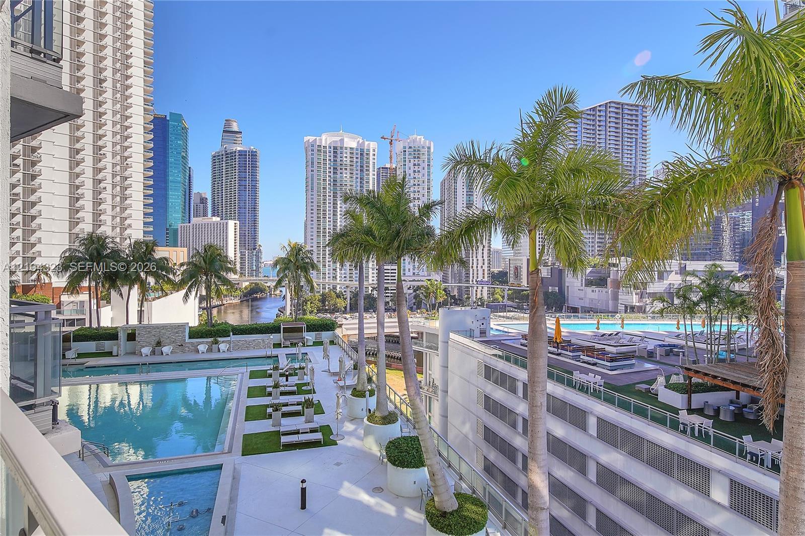 90 SW 3rd St # 1213, Miami FL 33130
