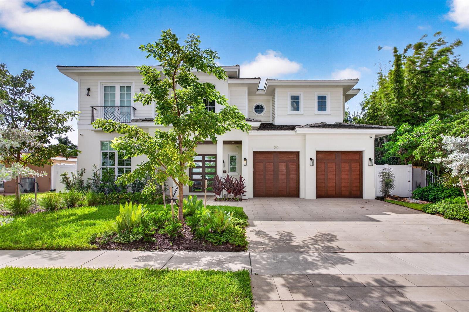 310 SE 9TH Court, Pompano Beach FL 33060