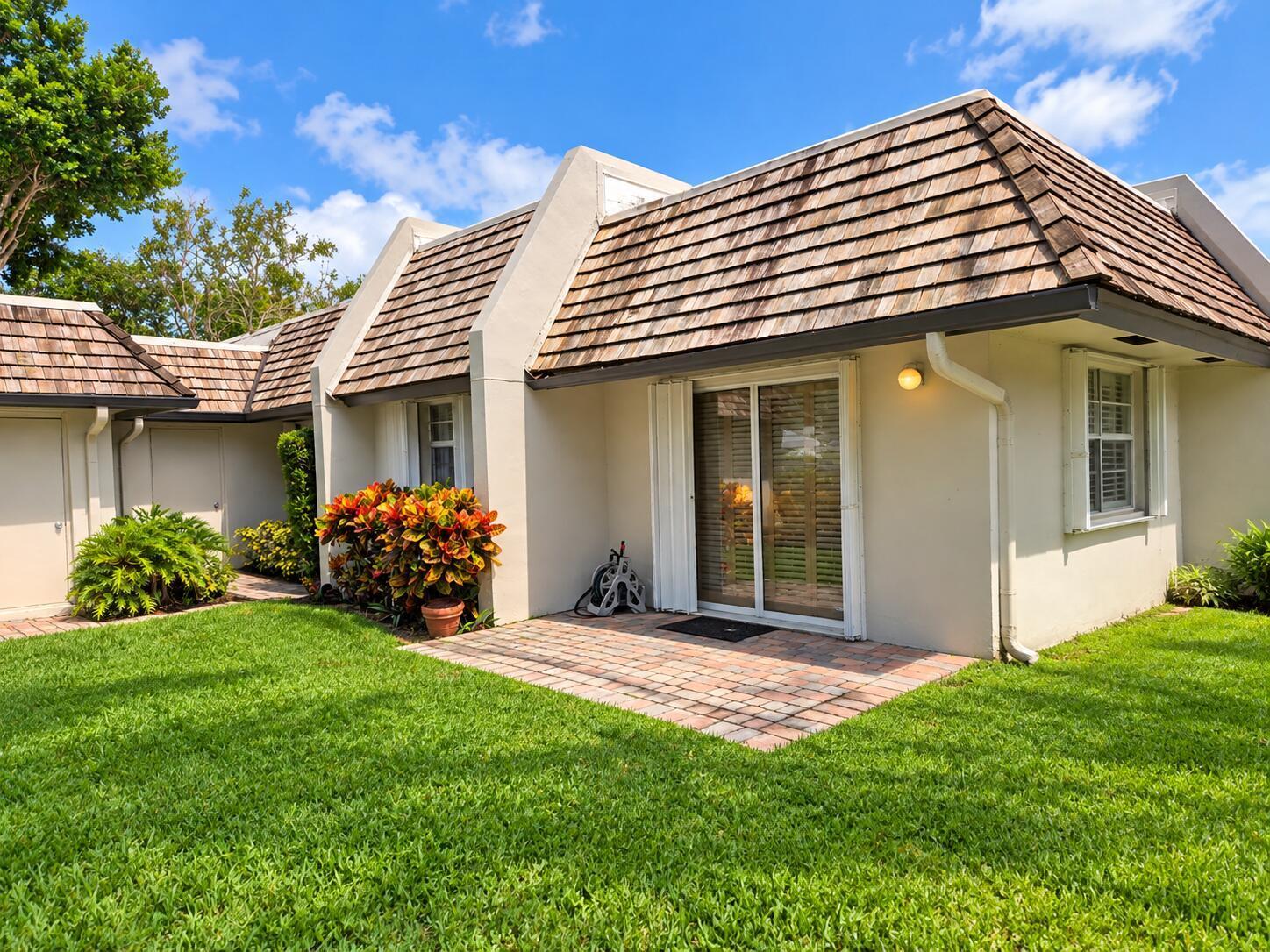 808 E CYPRESS Lane # 12, Pompano Beach FL 33069