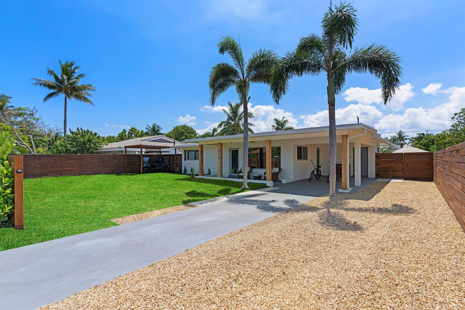 918 SE 3RD Avenue, Delray Beach FL 33483