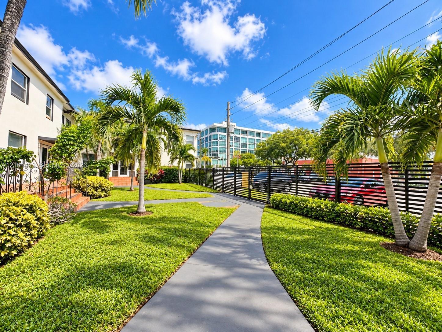 573 NE 82nd St # 6, Miami FL 33138