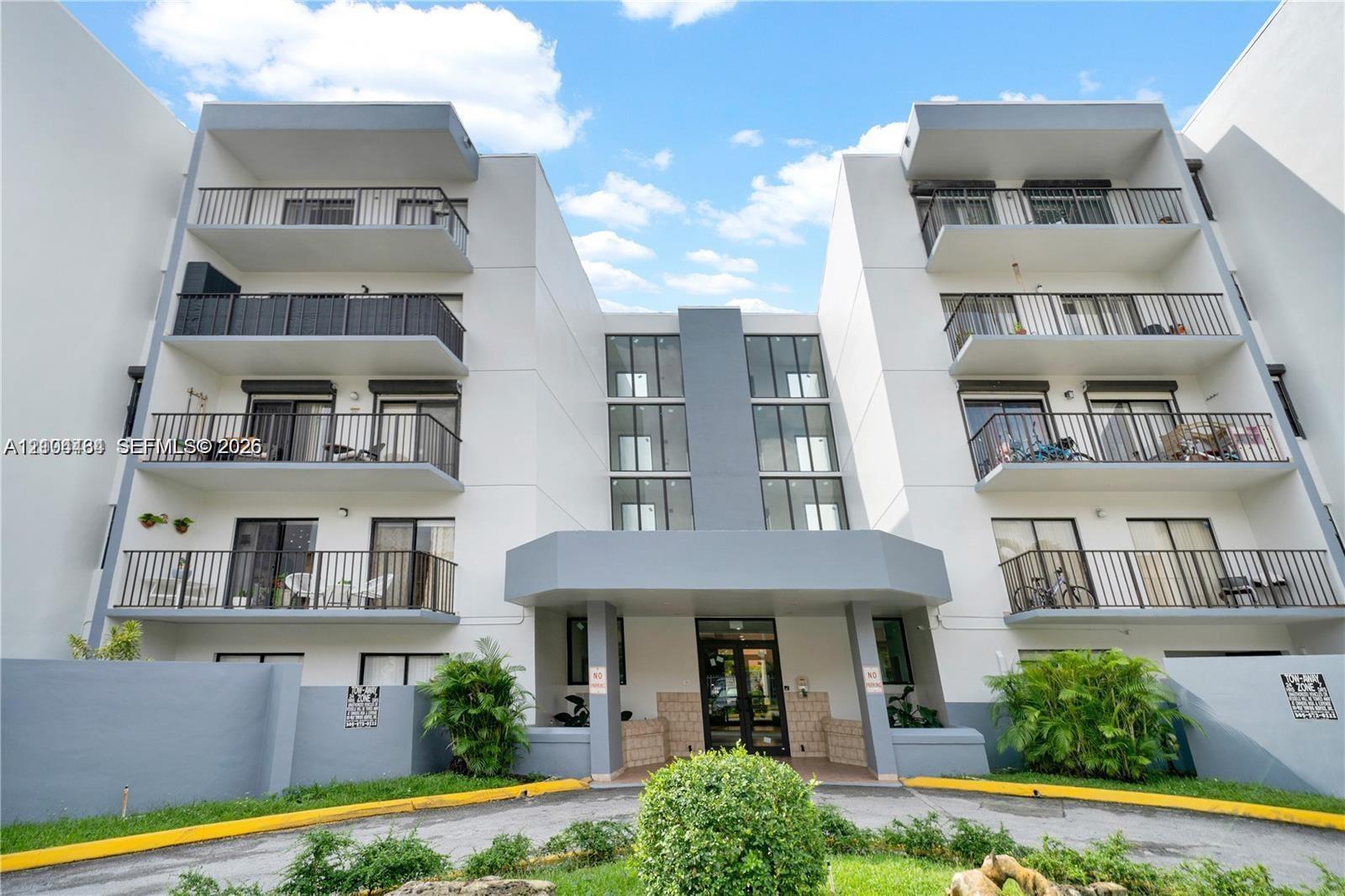 1820 W 53rd St # 201, Hialeah FL 33012