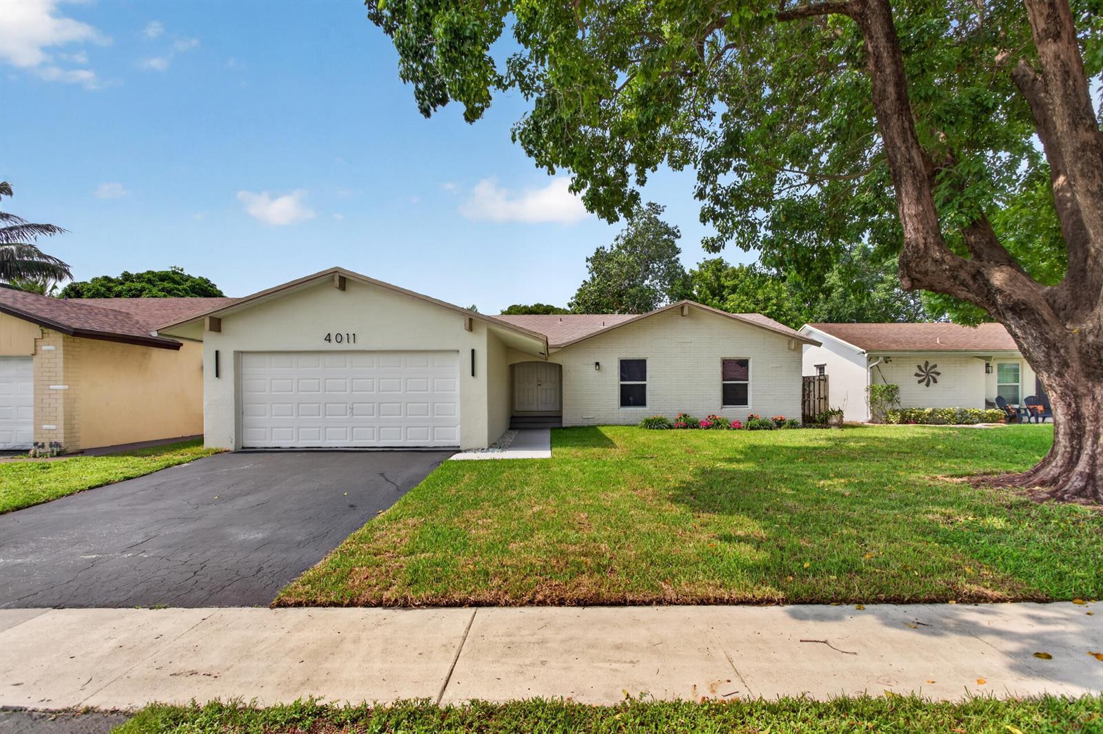 4011 NW 93rd Avenue, Sunrise FL 33351