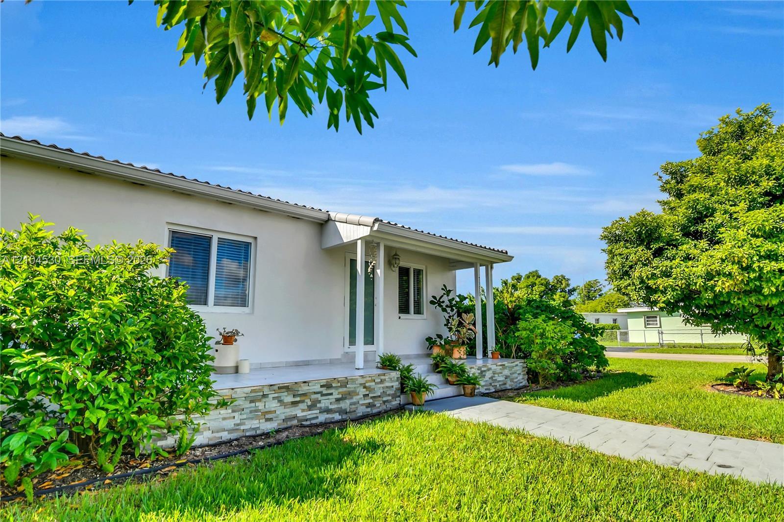 7330 SW 17th Ter, Miami FL 33155