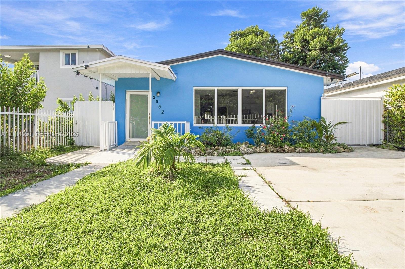 2932 NW 58th St, Miami FL 33142