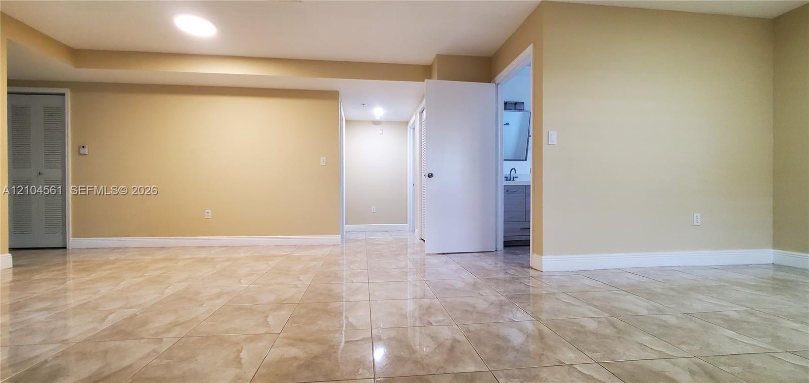 1627 NW 18th St # 310, Miami FL 33125