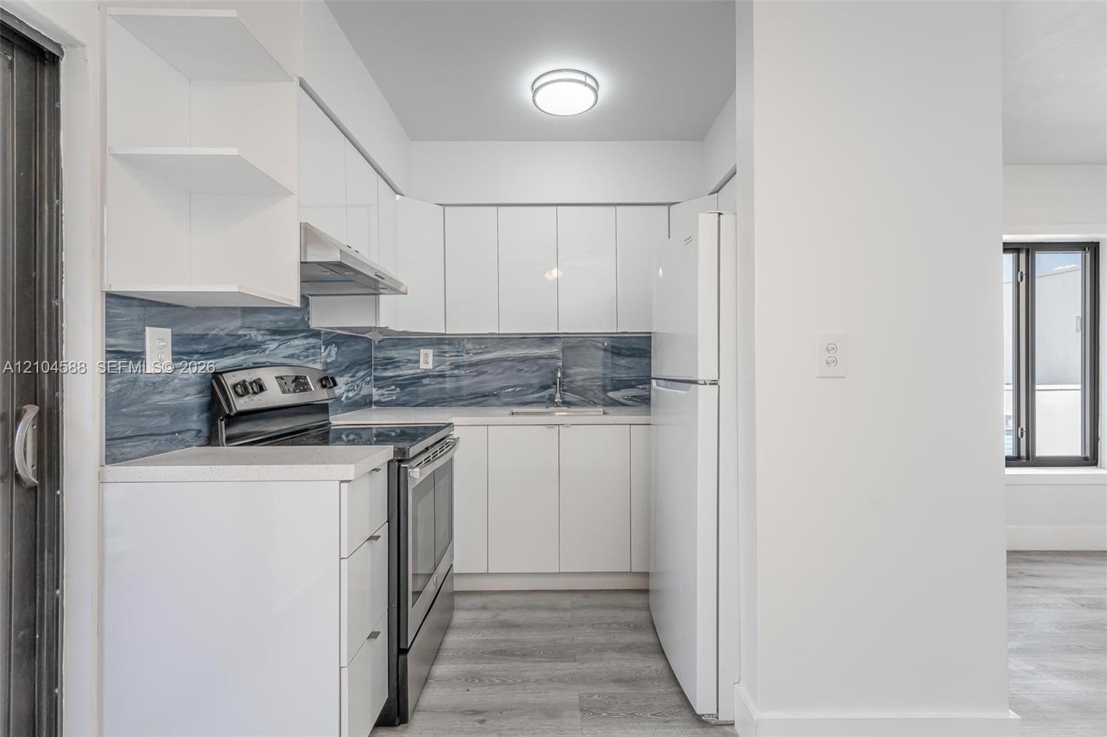 852 SW 1st St # 4, Miami FL 33130