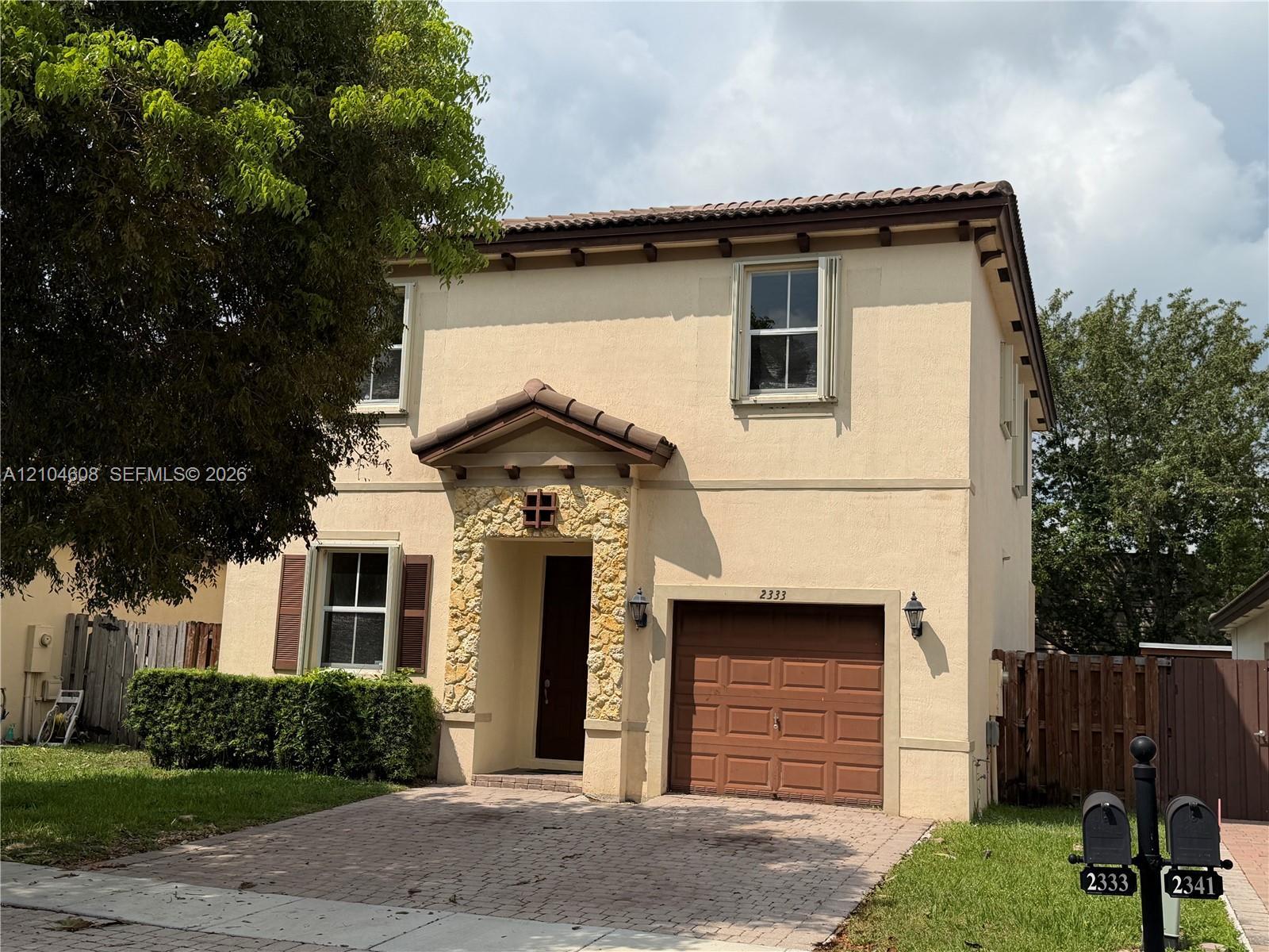 2333 NE 4th St, Homestead FL 33033