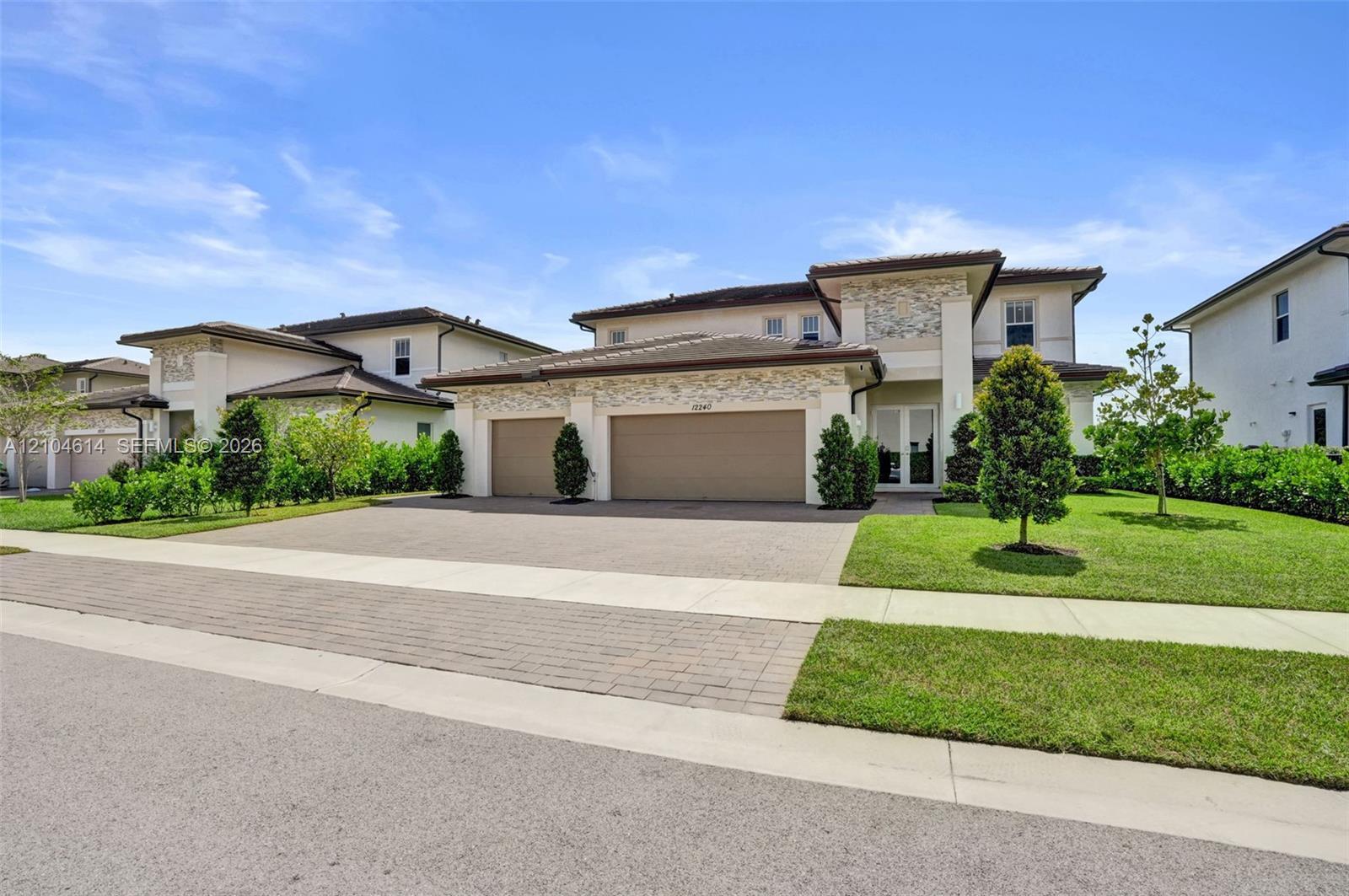 12240 SW 44th Ct, Davie FL 33330