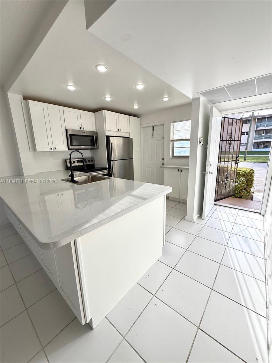 20111 NE 27th Ct # K107, Aventura FL 33180