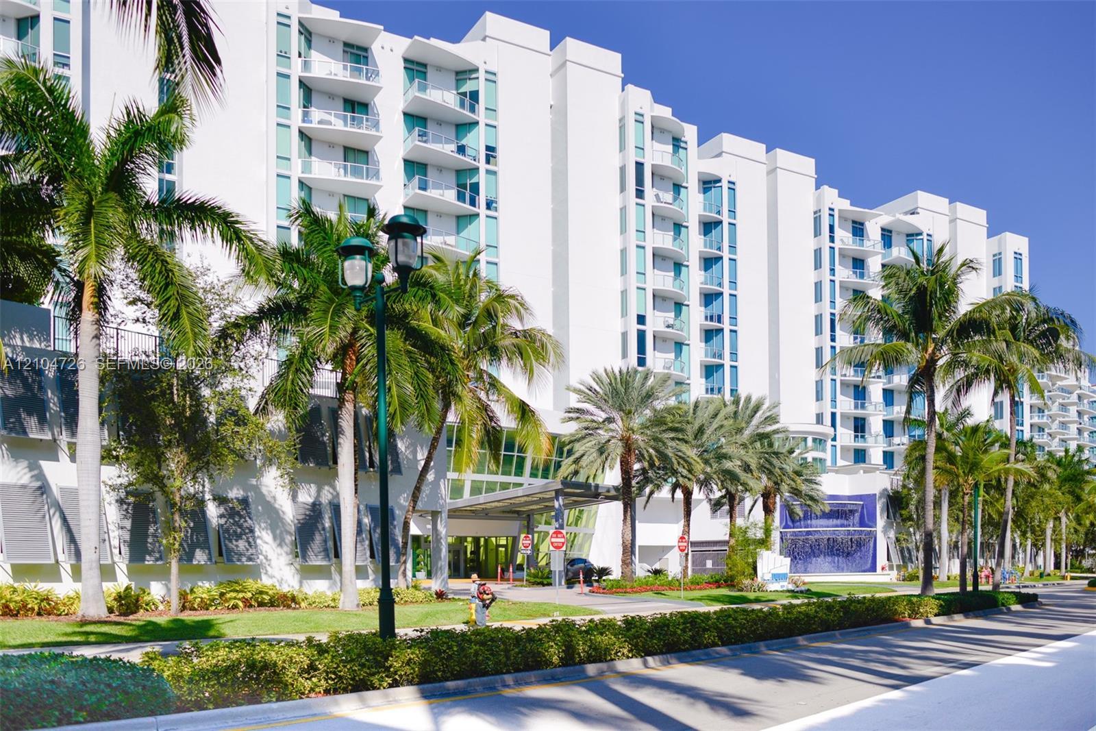 3029 NE 188th St # 516, Aventura FL 33180