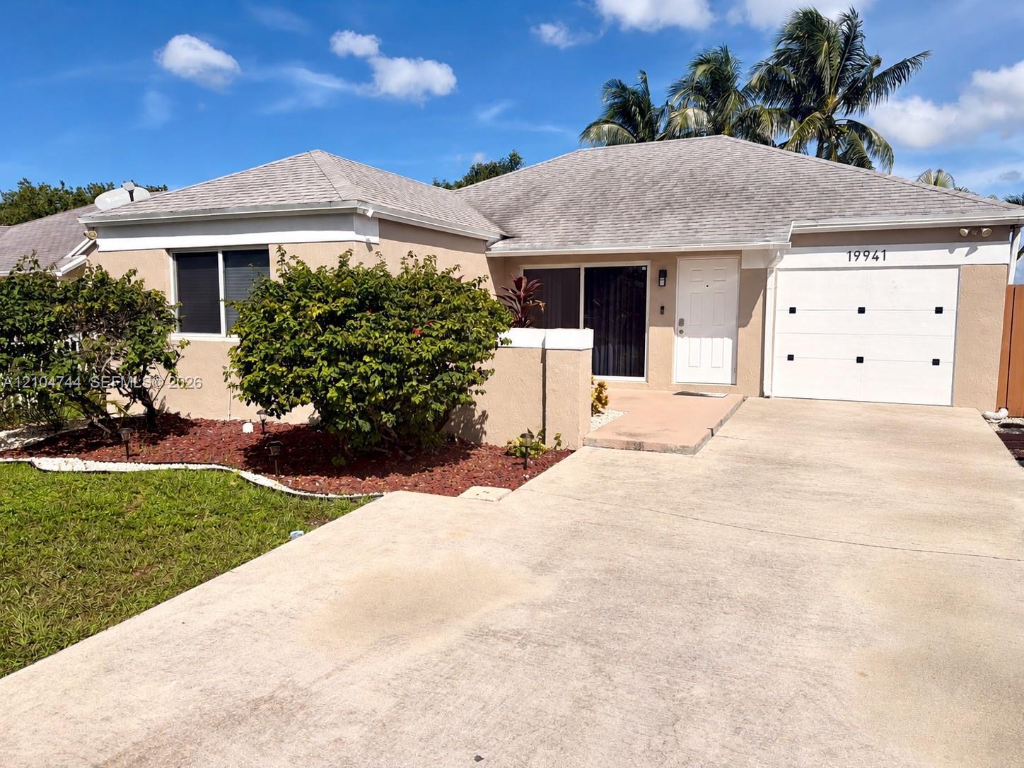 19941 NW 32nd Ave, Miami Gardens FL 33056