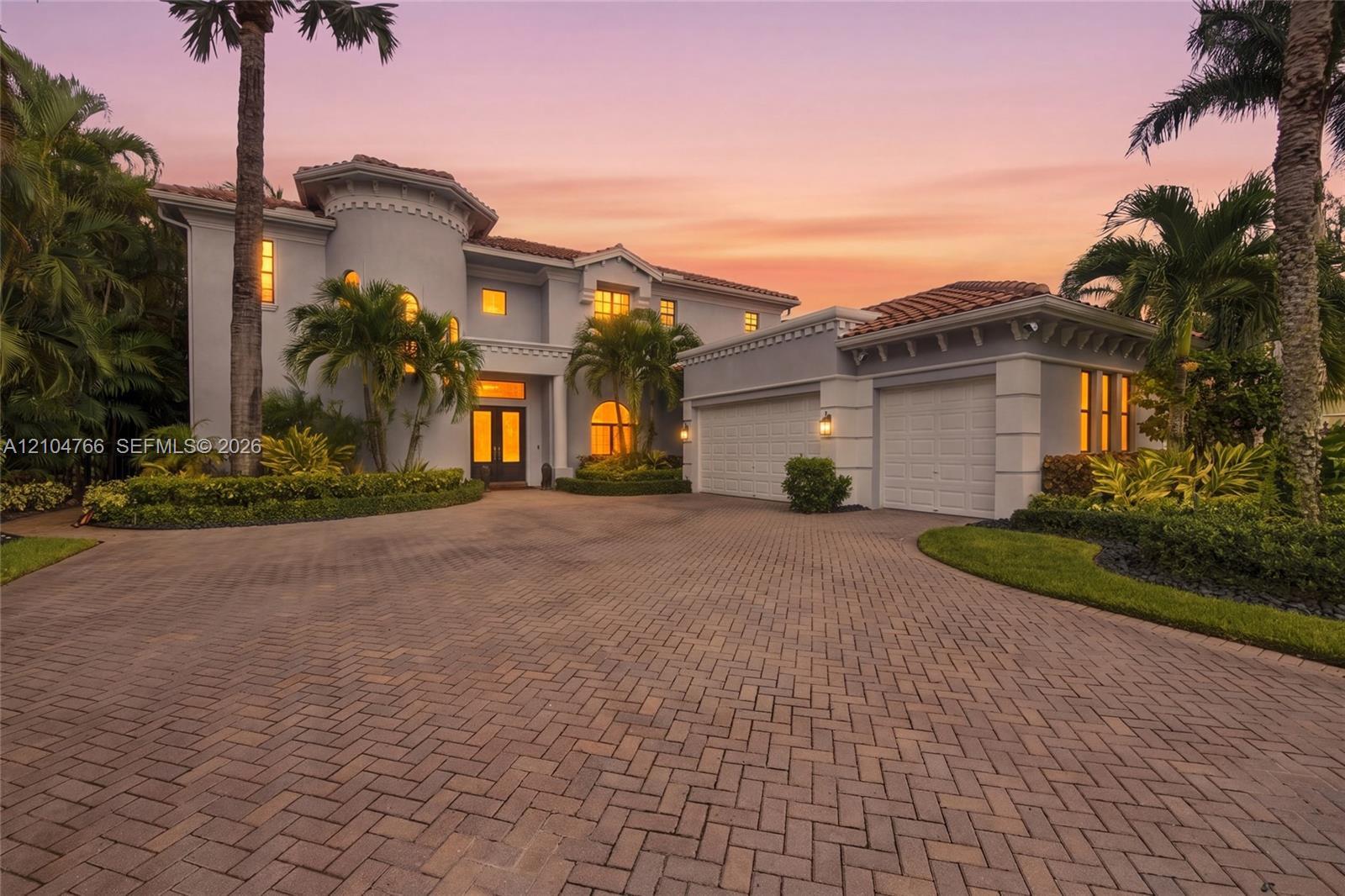 5123 Isabella Dr, Palm Beach Gardens FL 33418