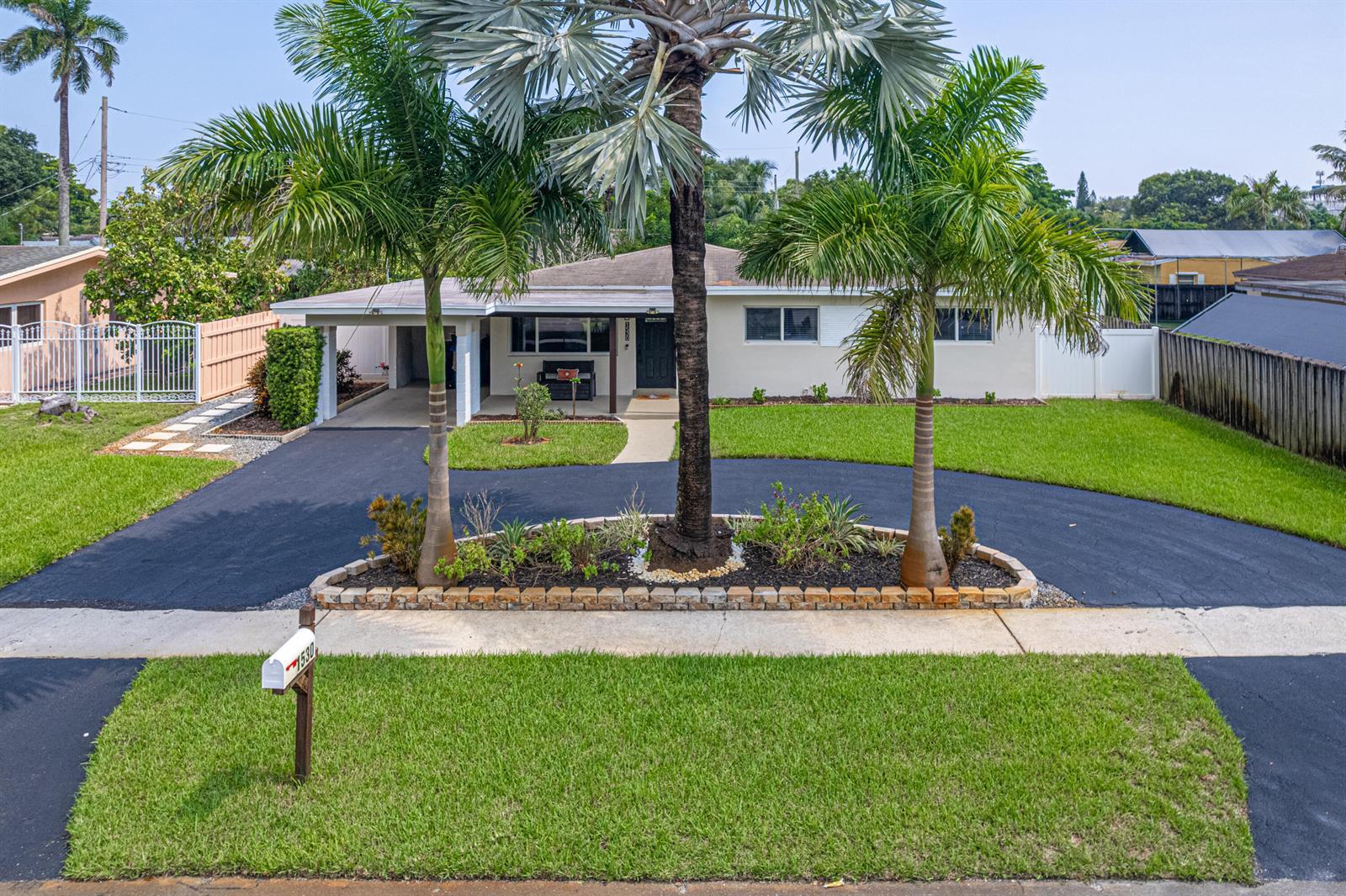 1530 SW 25TH Avenue, Fort Lauderdale FL 33312