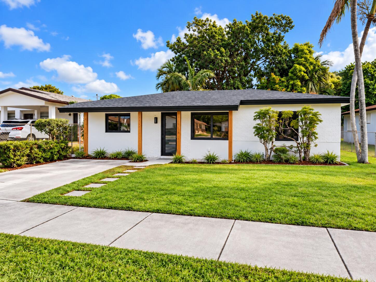 4009 SW 21st Street, West Park FL 33023