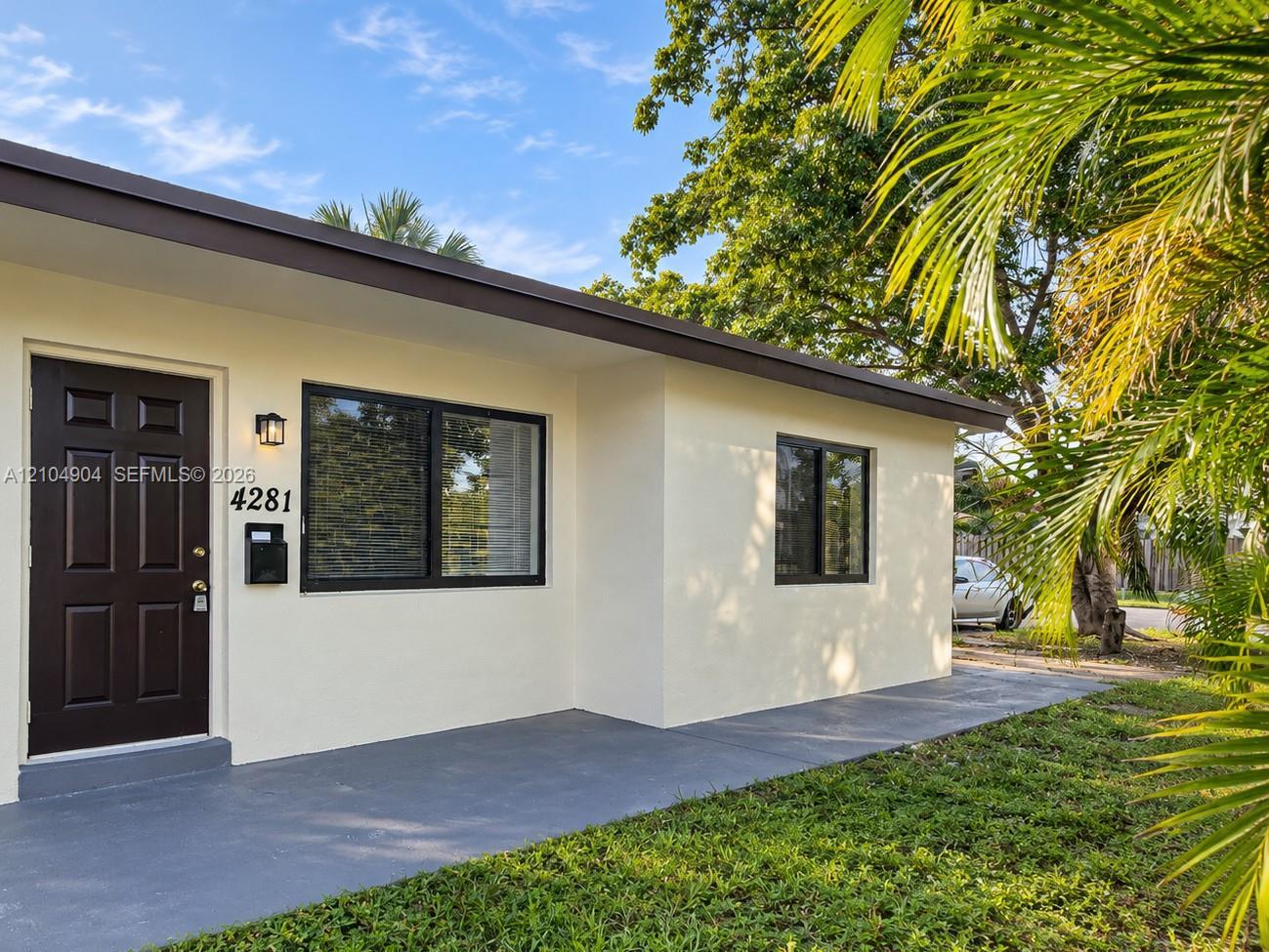 4281 NE 5th Ave # 4281, Oakland Park FL 33334