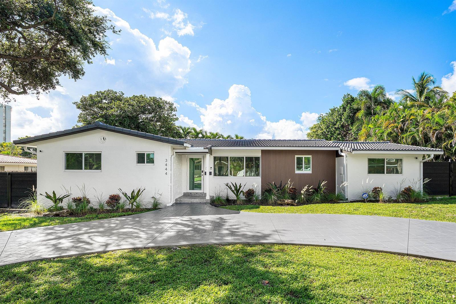 3444 Pierce Street, Hollywood FL 33021