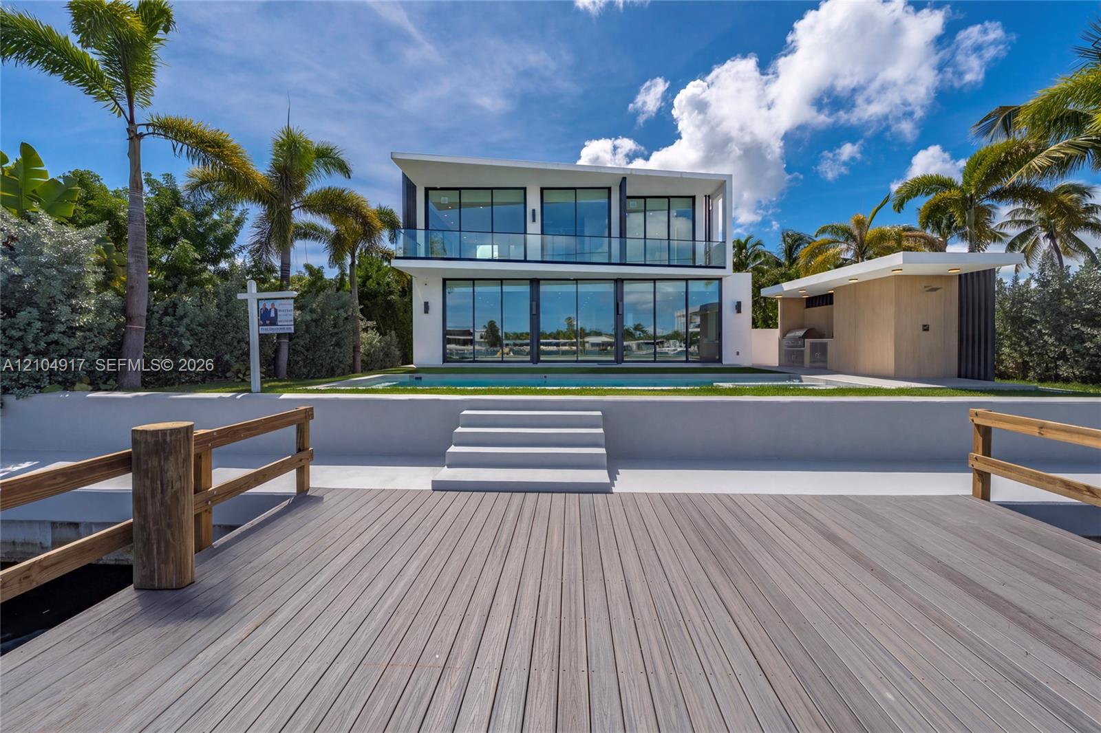 271 N Shore Dr, Miami Beach FL 33141