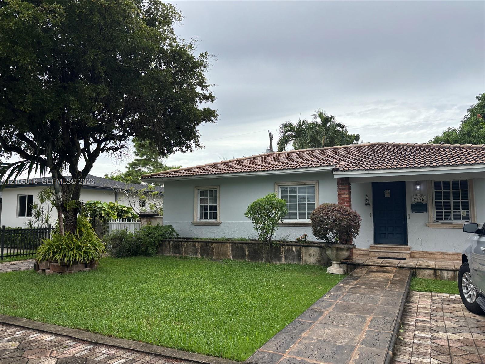 7325 SW 18th St Rd, Miami FL 33155