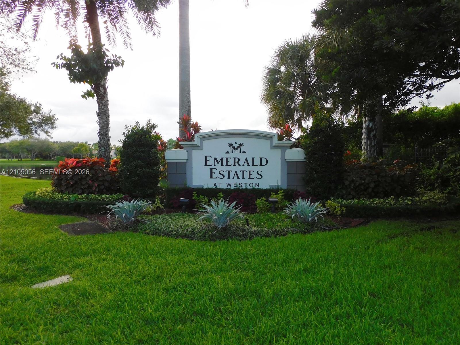 16729 Amber Lk, Weston FL 33331