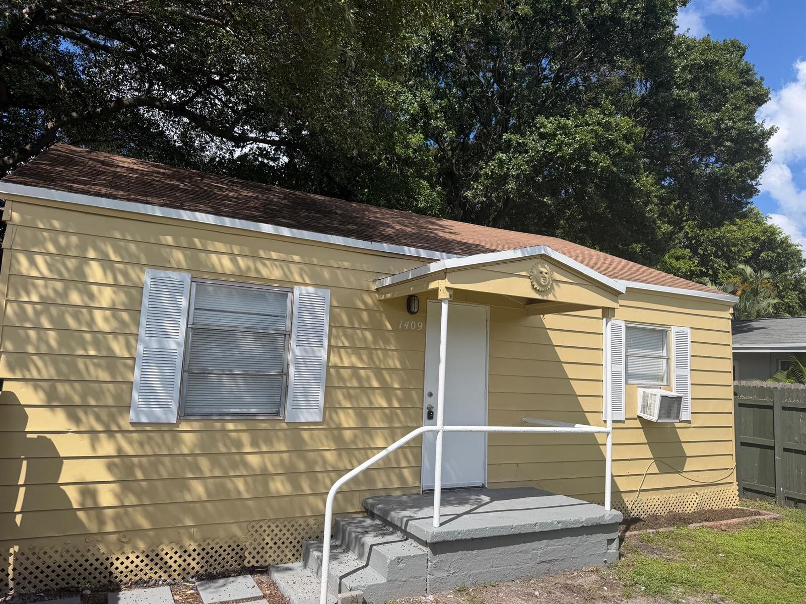 1409 NE 5th Terrace, Fort Lauderdale FL 33304