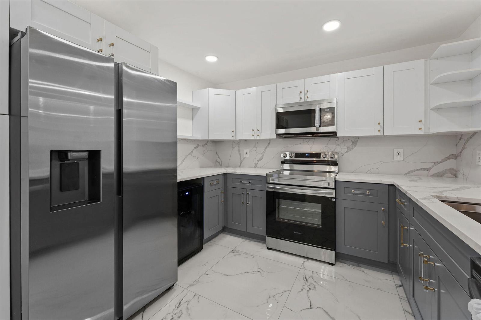 3844 ATLANTA Street, Hollywood FL 33021