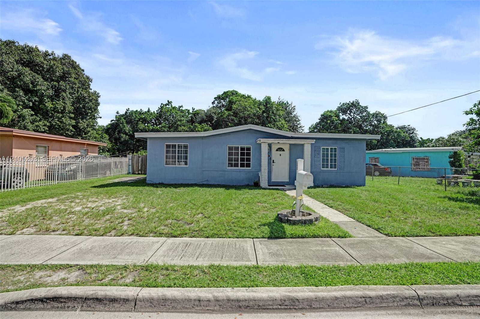 13645 NW 3rd Ave, North Miami FL 33168