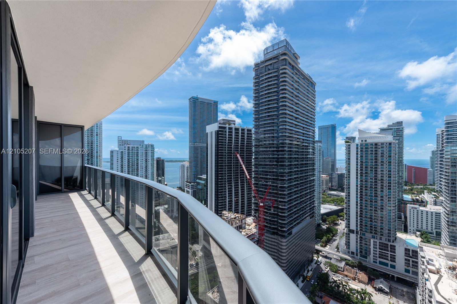45 SW 9th St # 3606, Miami FL 33130