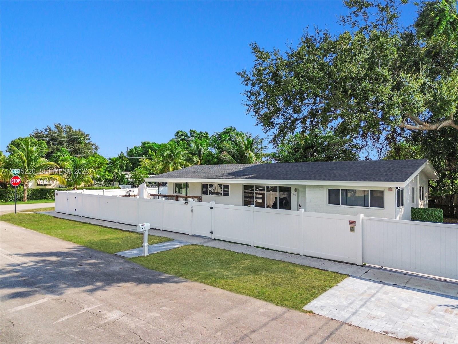 17251 NE 2nd Ct, North Miami Beach FL 33162