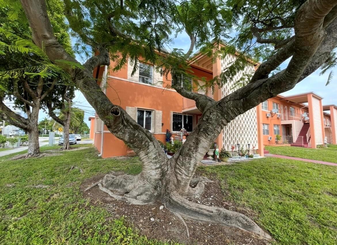 3591 SW 10th Street # 12b, Miami FL 33135