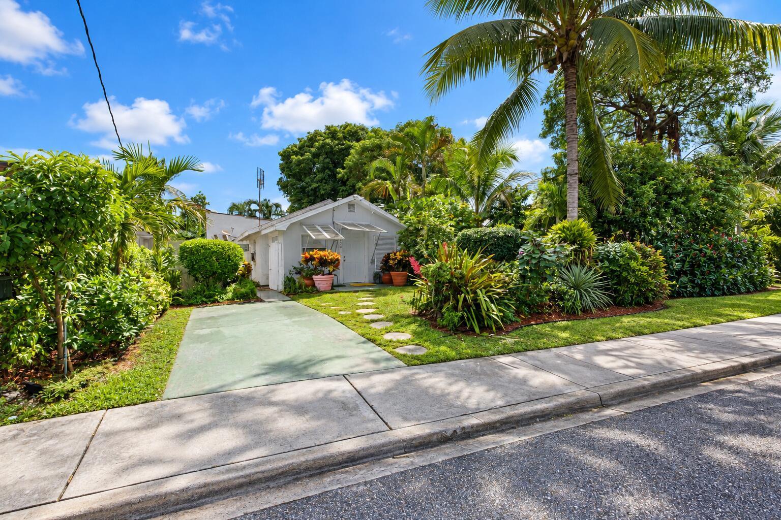 906 S J Street, FL 33460