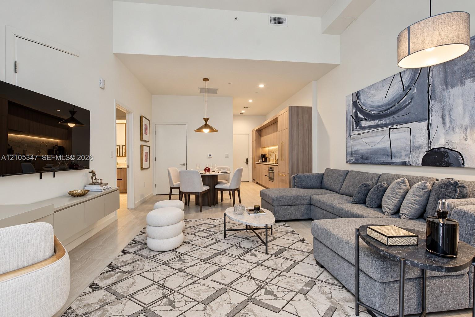 77 SE 5th St # 1207, Miami FL 33131