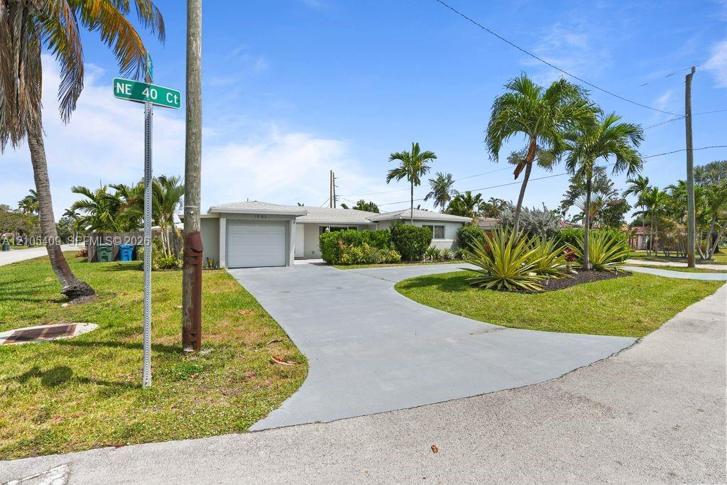1501 NE 40th Ct, Oakland Park FL 33334