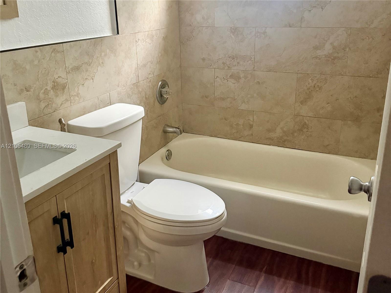 220 NW 7th Ave # 2, Miami FL 33128