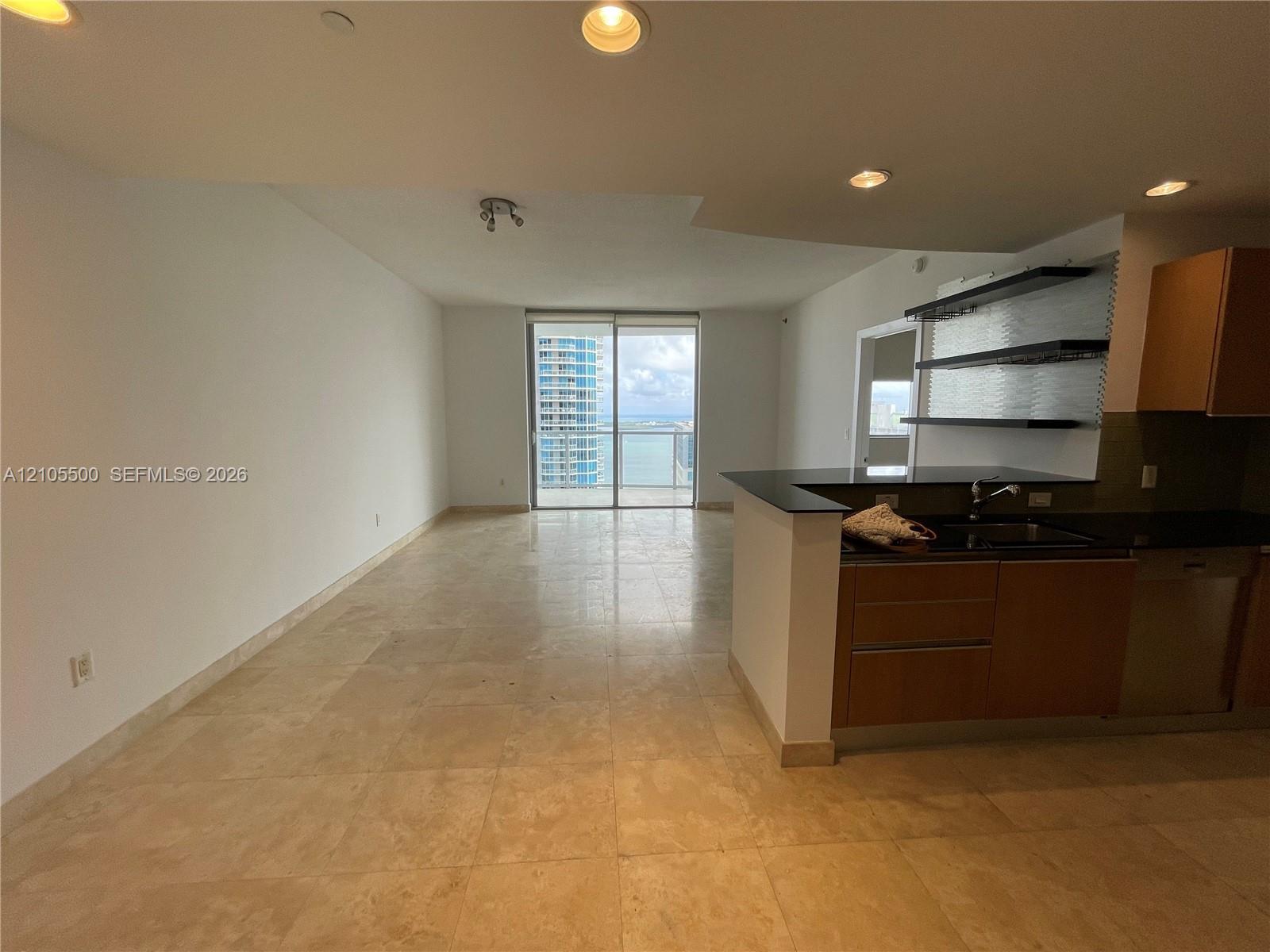 1060 Brickell Ave # 3905, Miami FL 33131