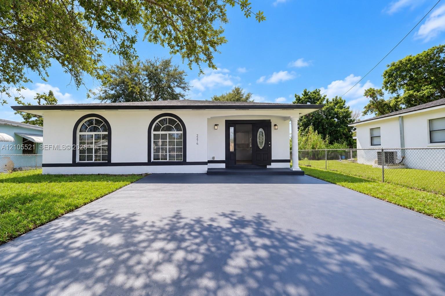2276 NW 81st St, Miami FL 33147