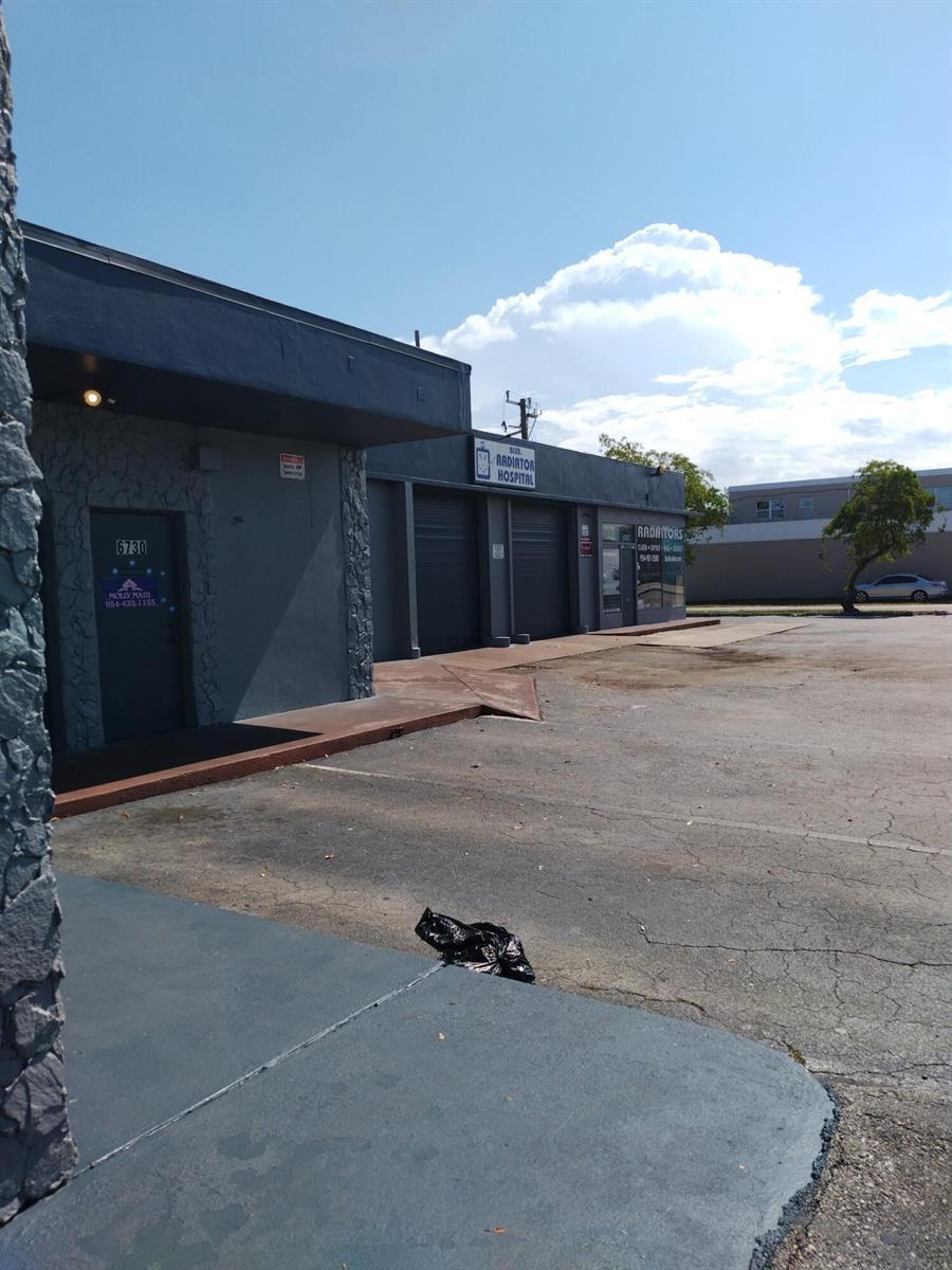 6708 Pines Boulevard # 6708, Pembroke Pines FL 33024