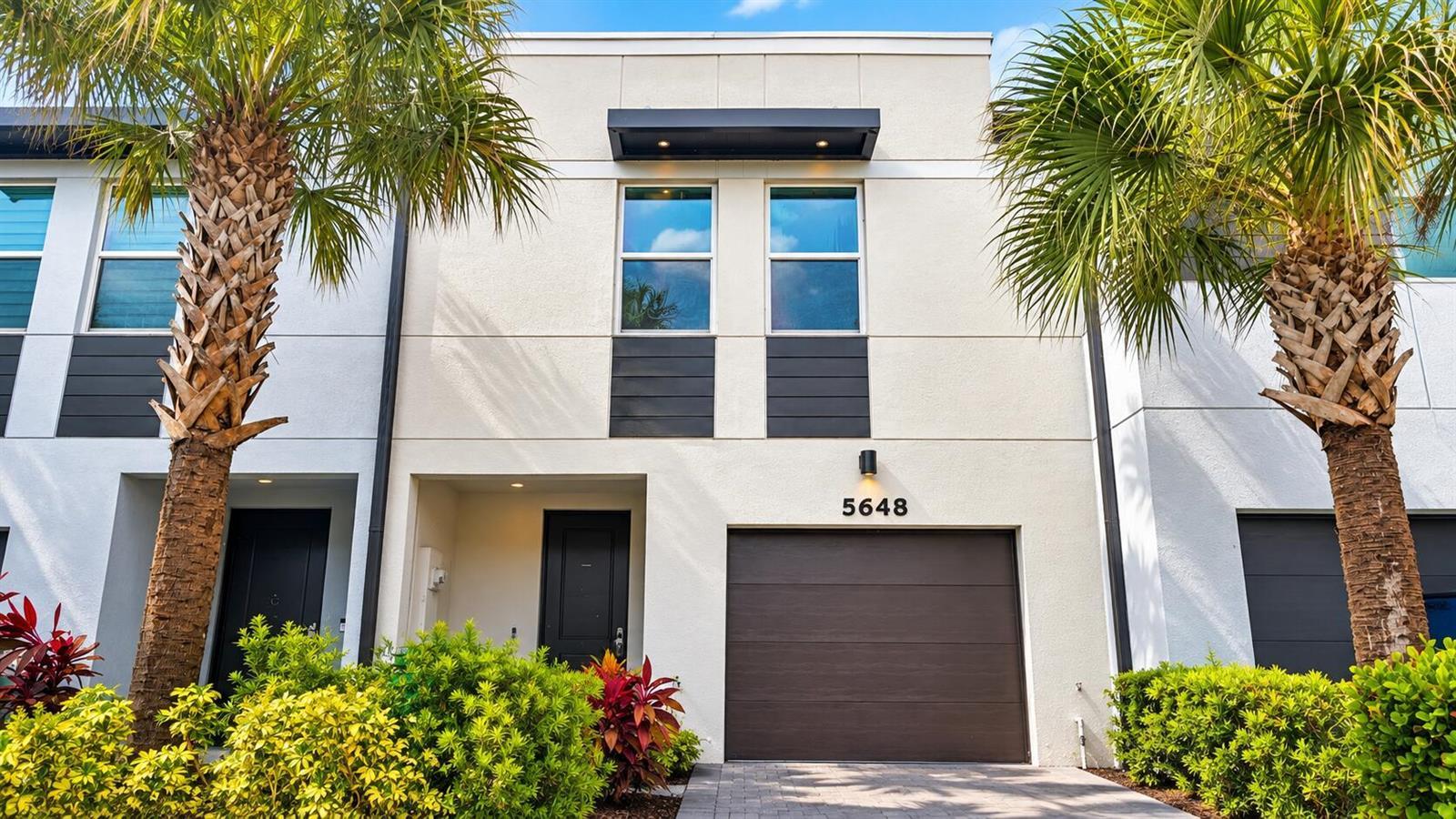 5648 MENTMORE Drive, Mangonia Park FL 33407