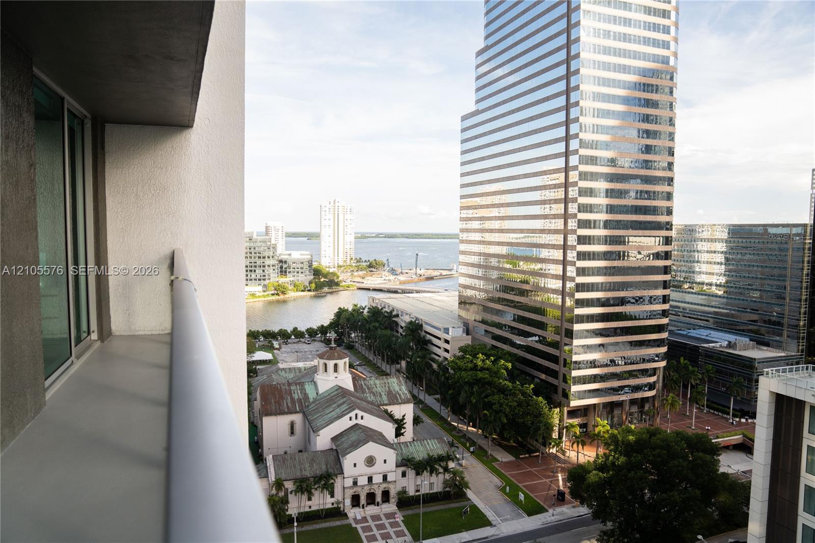 500 Brickell Ave # 1910, Miami FL 33131