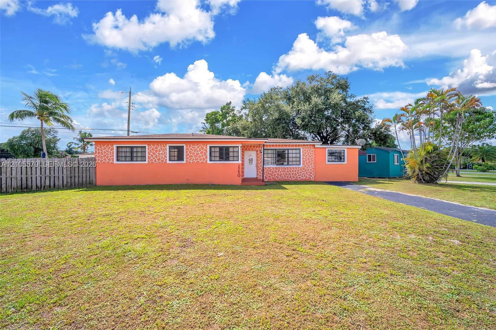 1750 NW 185th St, Miami Gardens FL 33056
