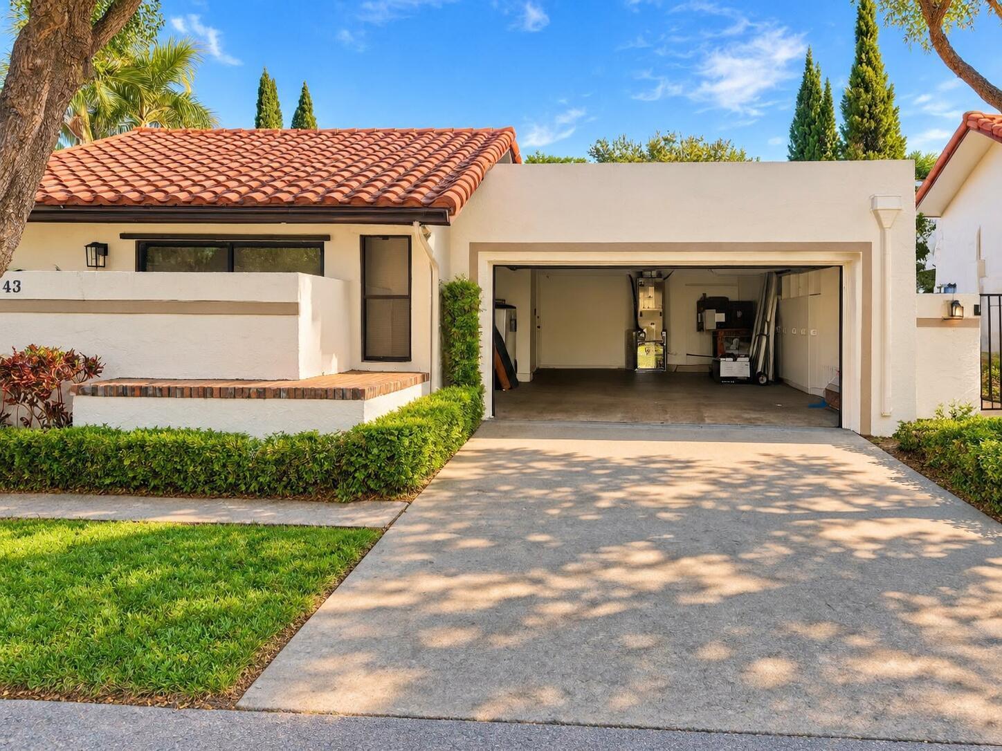 6945 PALMAR Court, Boca Raton FL 33433