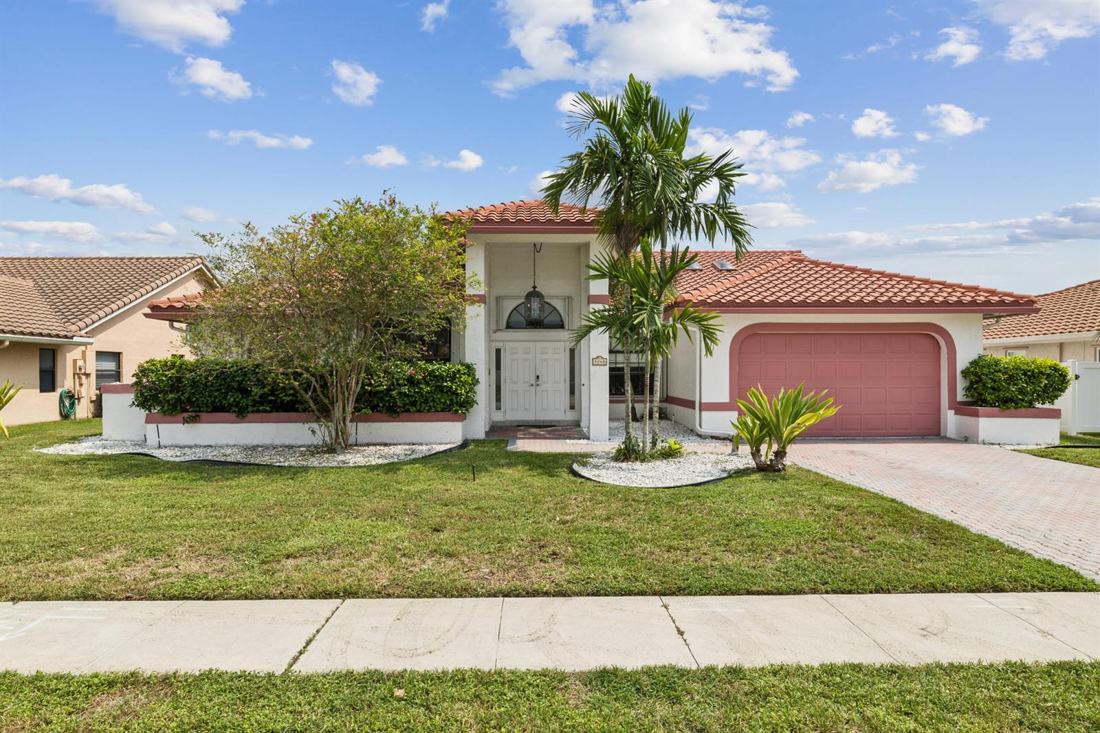 1240 NW 100TH Way NW, Plantation FL 33322