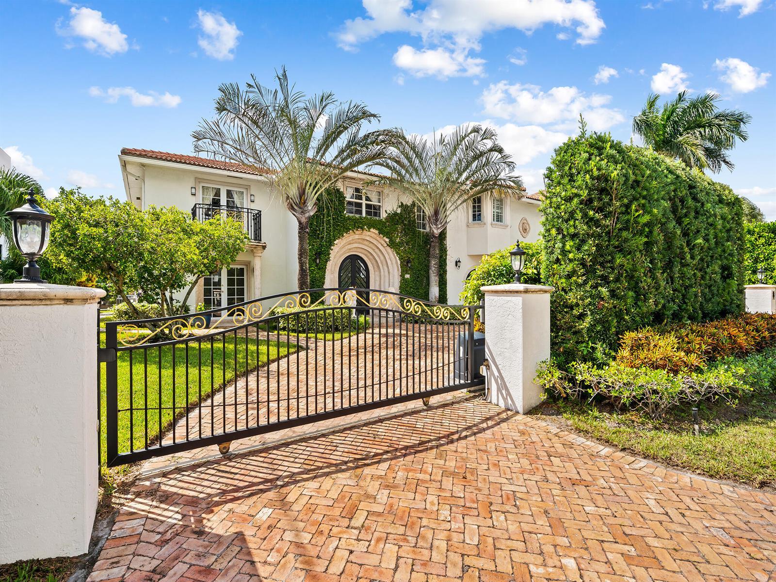 708 SE 7TH Street, Delray Beach FL 33483