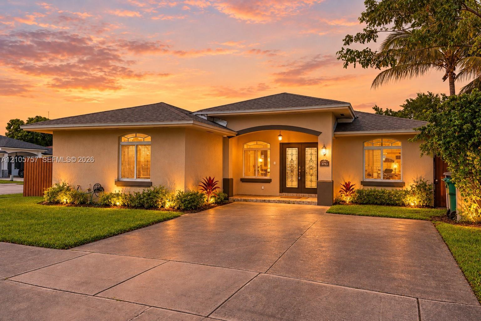 3783 NW 201st Ter, Miami Gardens FL 33055