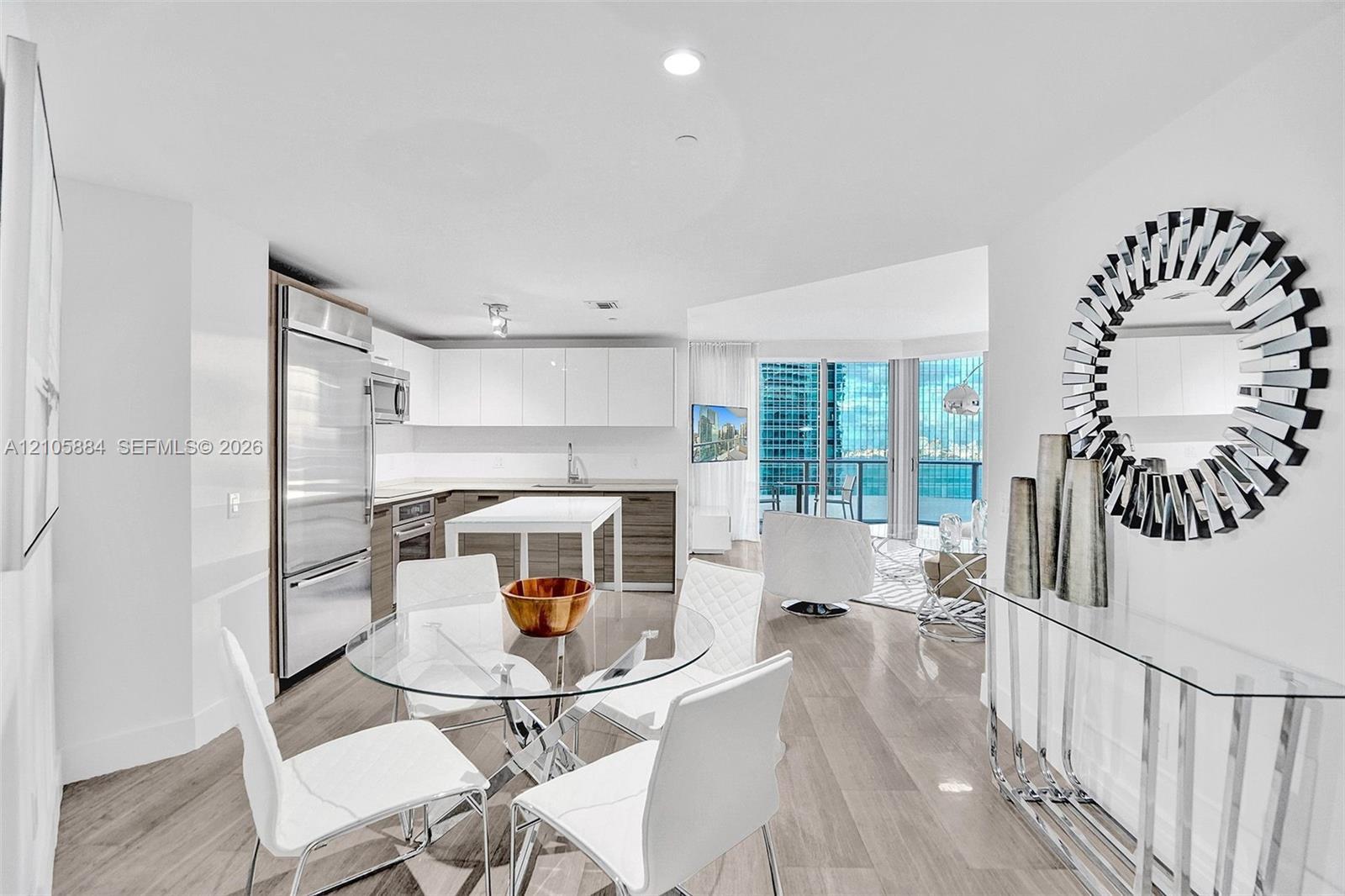 1300 Brickell Bay Dr # 2702, Miami FL 33131
