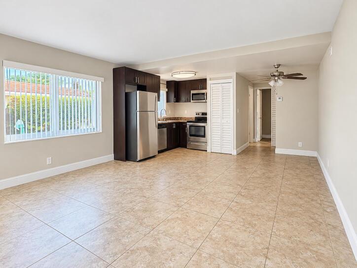 540 NE 44TH Street # 14, Boca Raton FL 33431