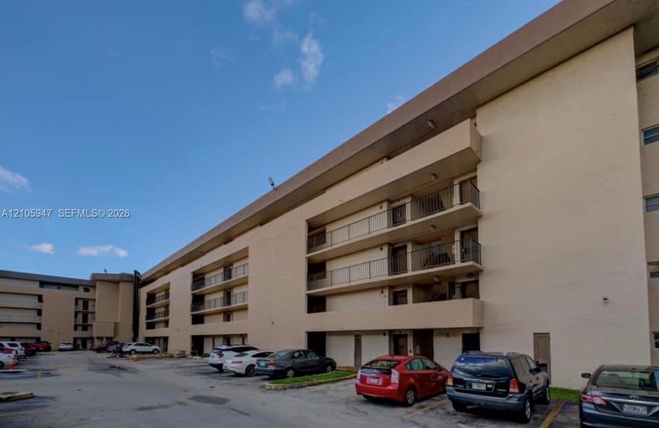 870 NW 87th Ave # 409, Miami FL 33172