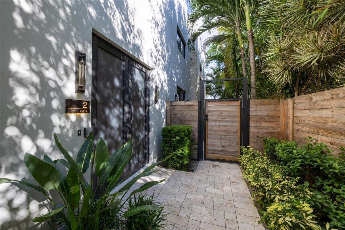1955 NE 4th Street Unit 2, Deerfield Beach FL 33441